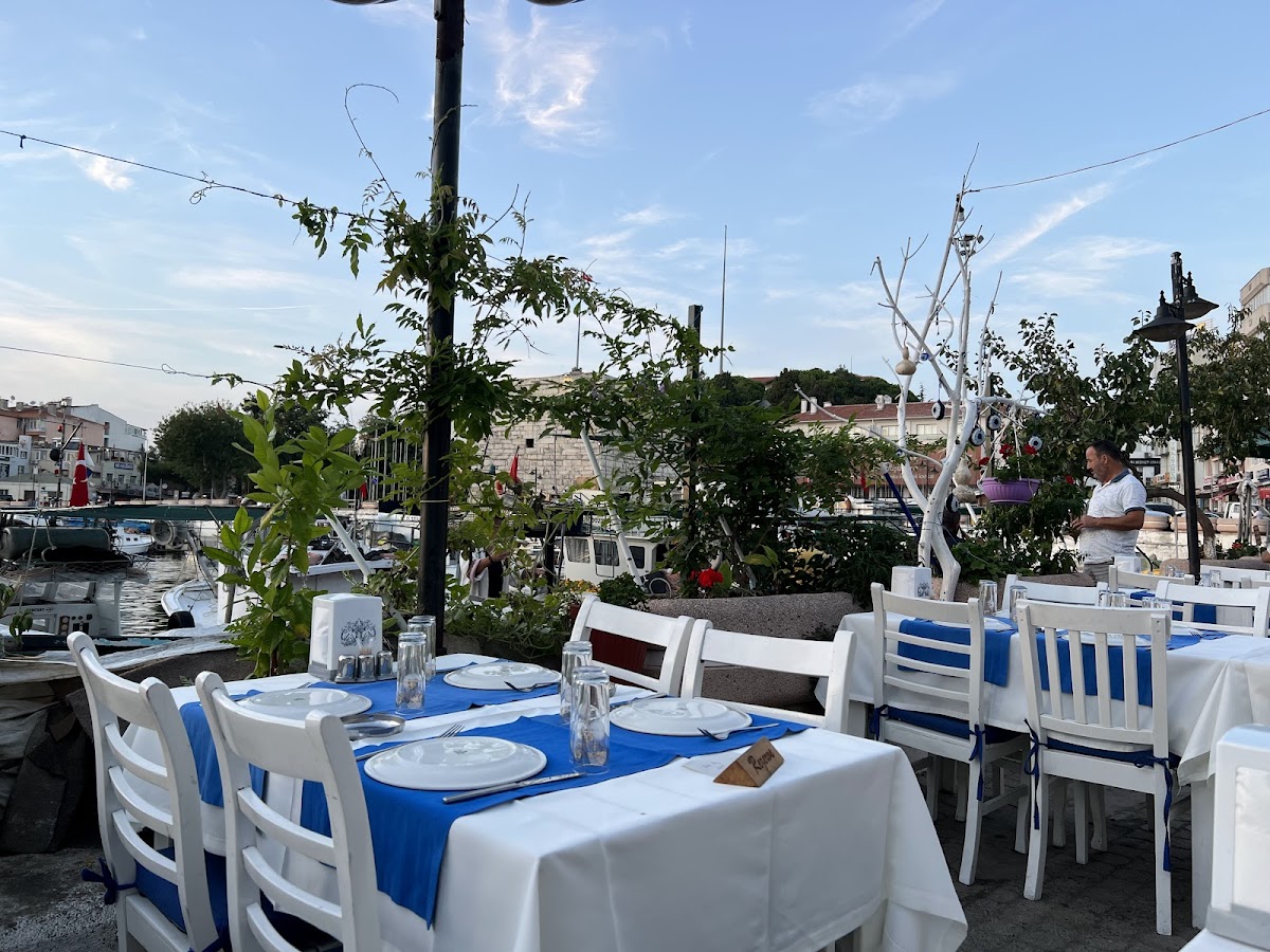 Kalabalık By Stathis